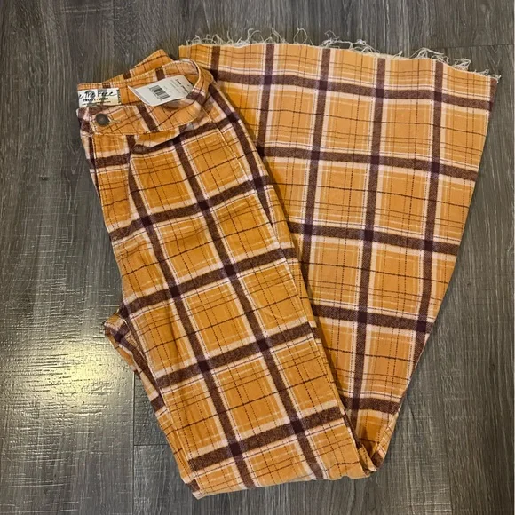 NWT We The Free Float On Flare Corduroy Plaid print 27 - Picture 2 of 6